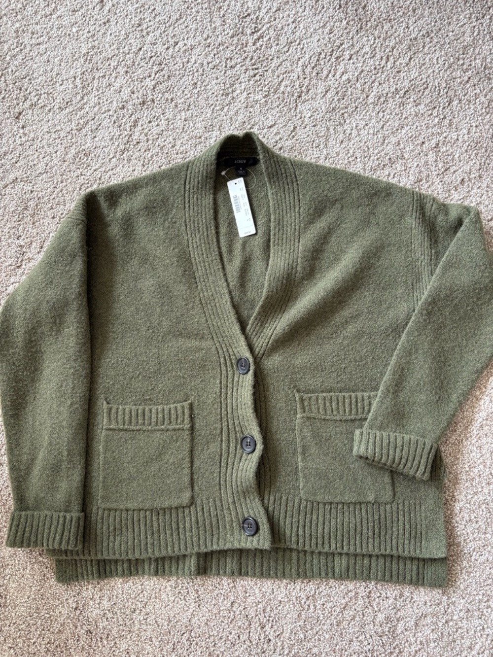 Cropped cardigan sweater in Supersoft yarn